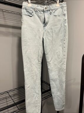Madewell Light Wash Blue High-Rise Straight Jeans